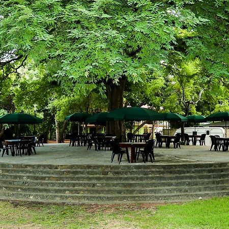 Bed and Breakfast Malwathu Oya Caravan Park Anuradhapura Exterior foto