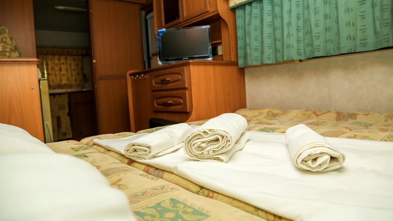 Bed and Breakfast Malwathu Oya Caravan Park Anuradhapura Exterior foto