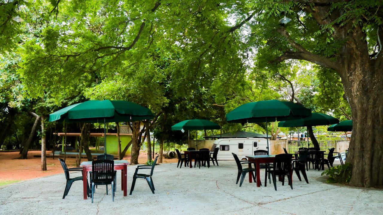 Bed and Breakfast Malwathu Oya Caravan Park Anuradhapura Exterior foto